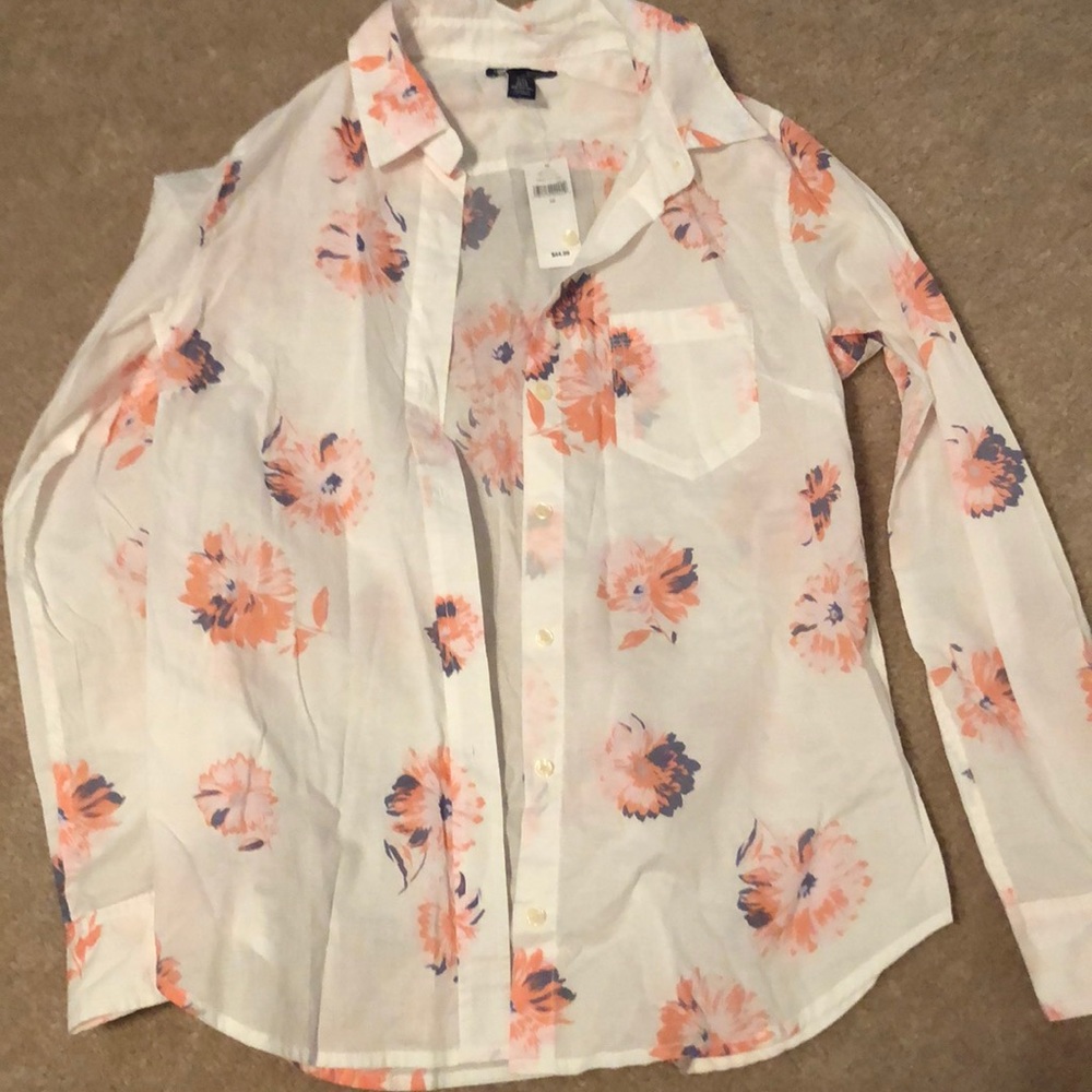 Gap button down